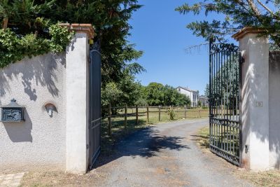 Sale House Gaillac 18&nbsp;Rooms 750&nbsp;m²