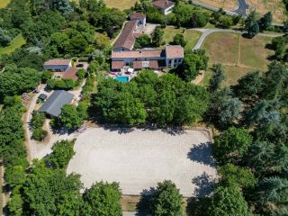 house 18 Rooms for sale on GAILLAC (81600)