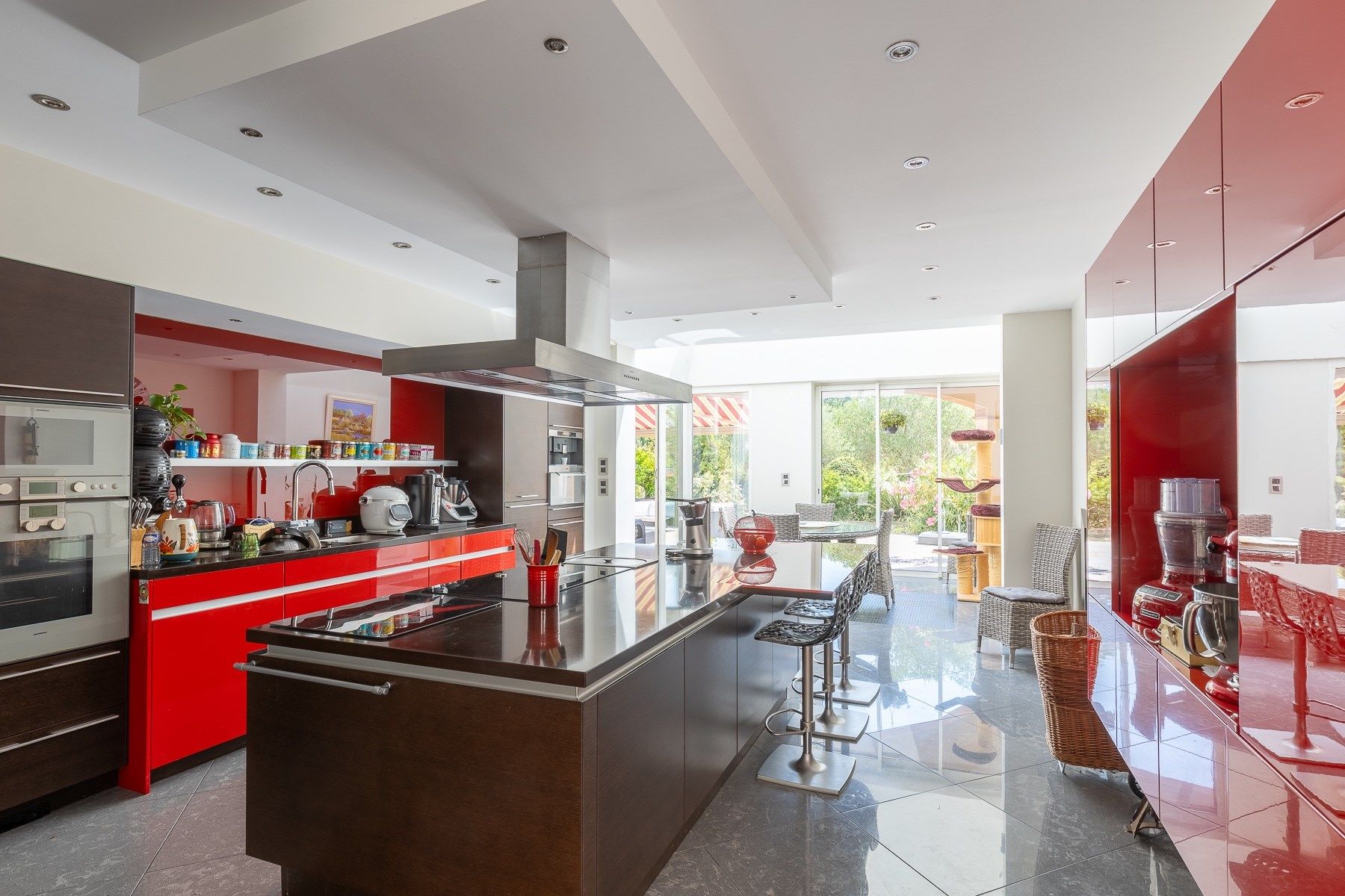 house 16 Rooms for sale on LAVAUR (81500)