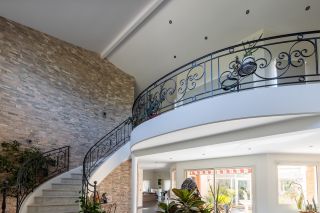 house 16 Rooms for sale on LAVAUR (81500)