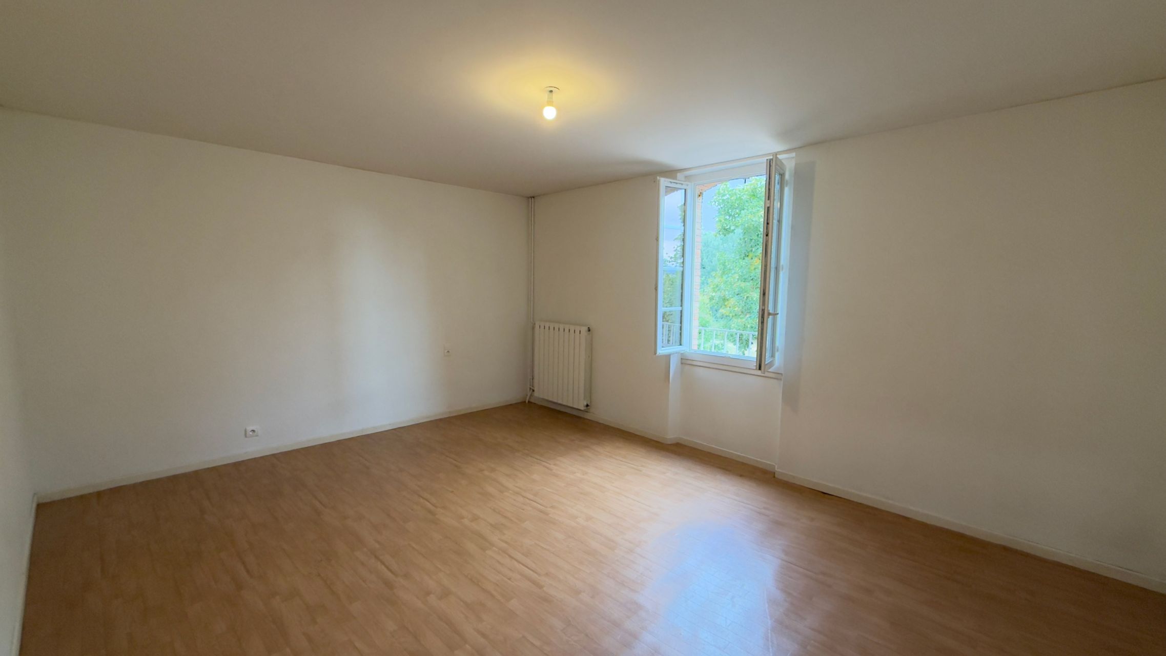 maison 4 Pièces en vente sur BRIATEXTE (81390)