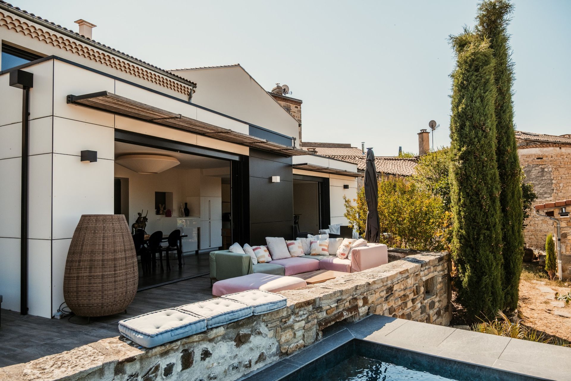 house 9 Rooms for sale on VIC LE COMTE (63270)