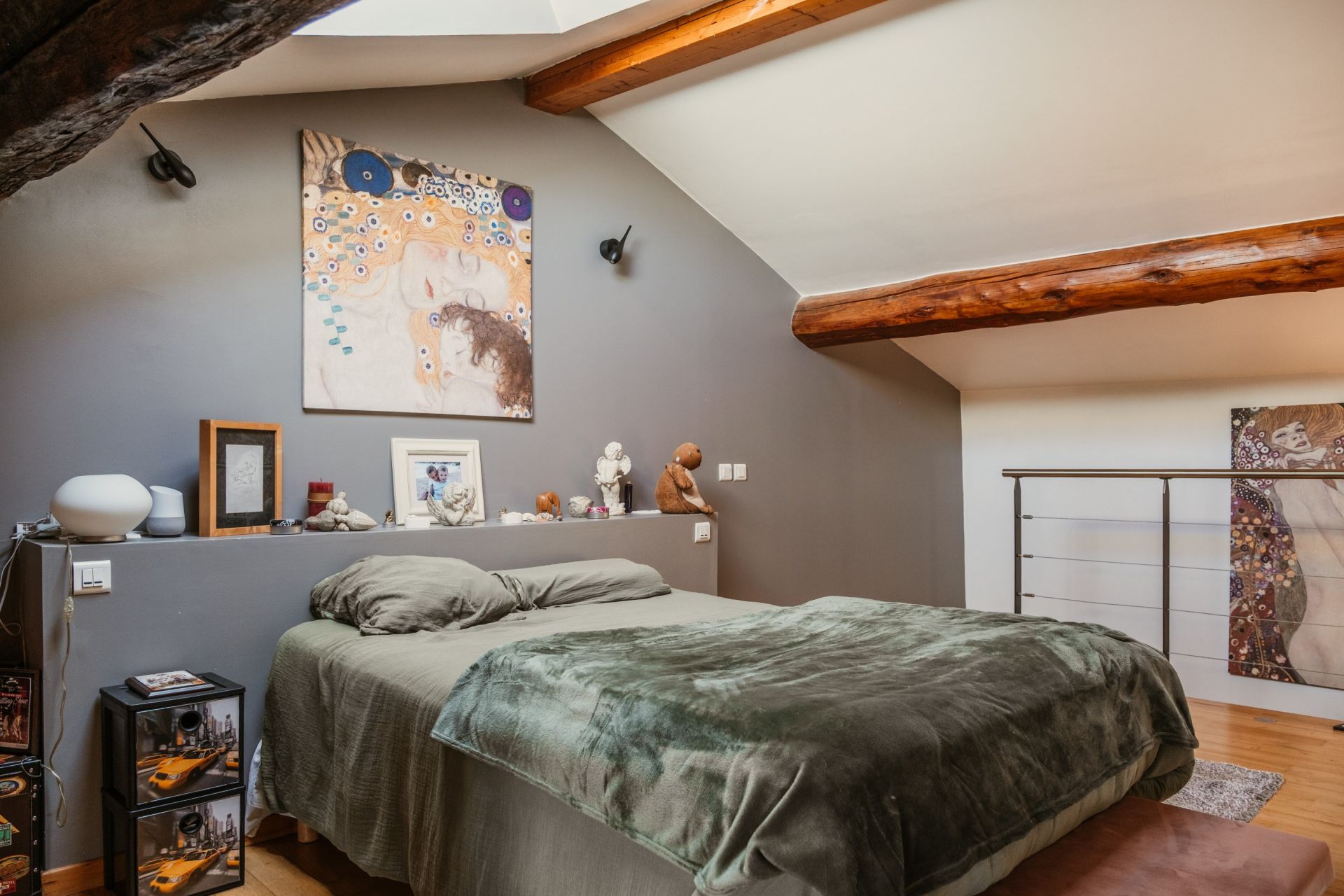 house 9 Rooms for sale on VIC LE COMTE (63270)