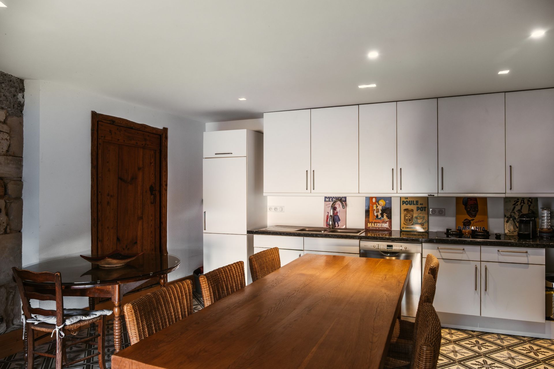 house 9 Rooms for sale on VIC LE COMTE (63270)