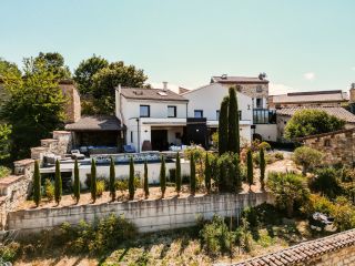 house 9 Rooms for sale on VIC LE COMTE (63270)