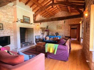 maison 8 Pièces en vente sur CORDES SUR CIEL (81170)