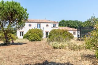 maison 9 Pièces en vente sur LAVAUR (81500)