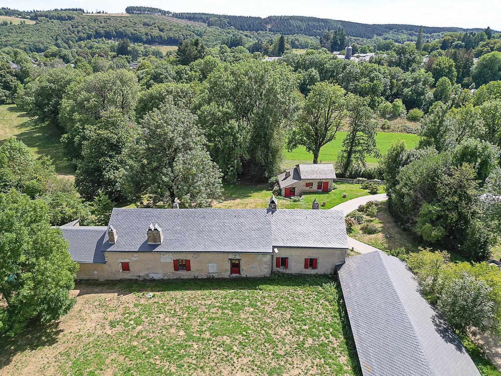 maison 11 Pièces en vente sur DOURGNE (81110)