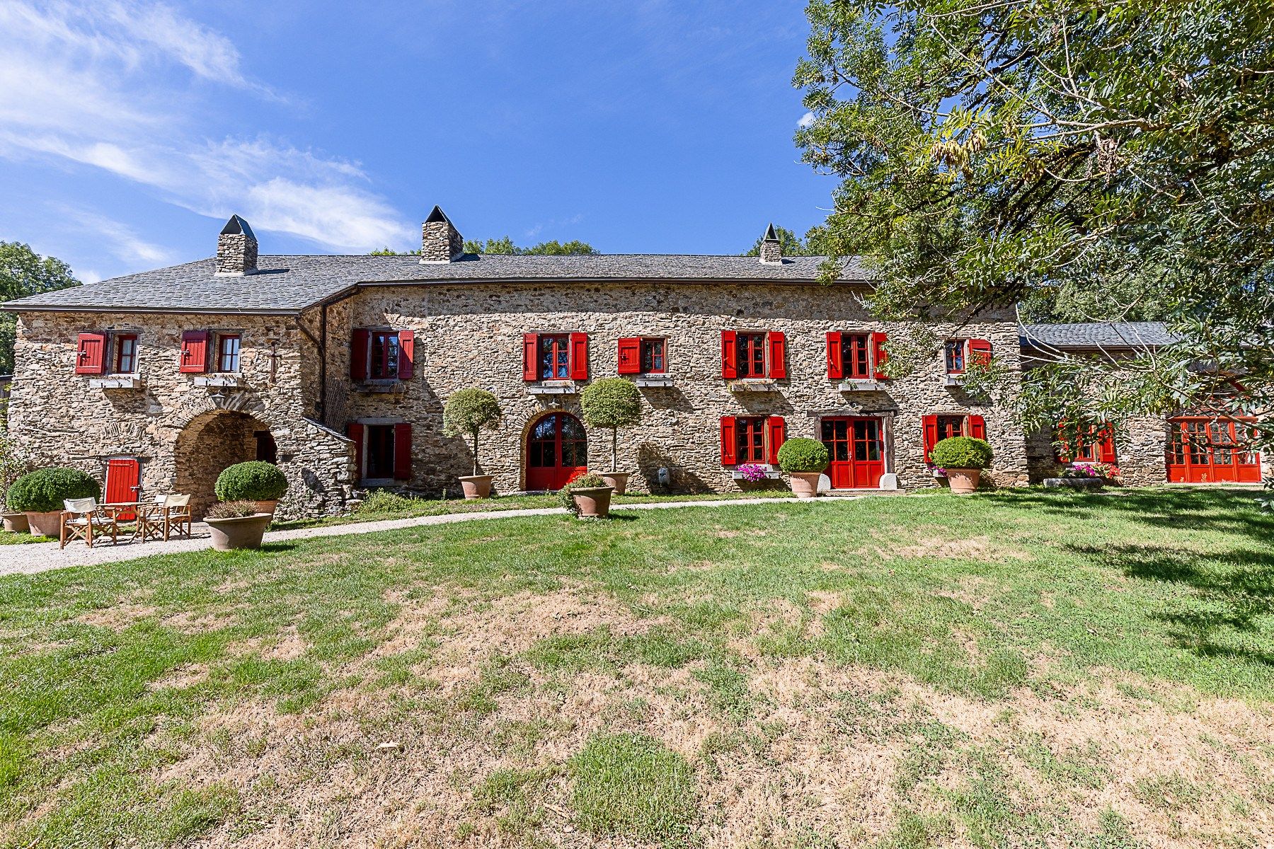 maison 11 Pièces en vente sur DOURGNE (81110)