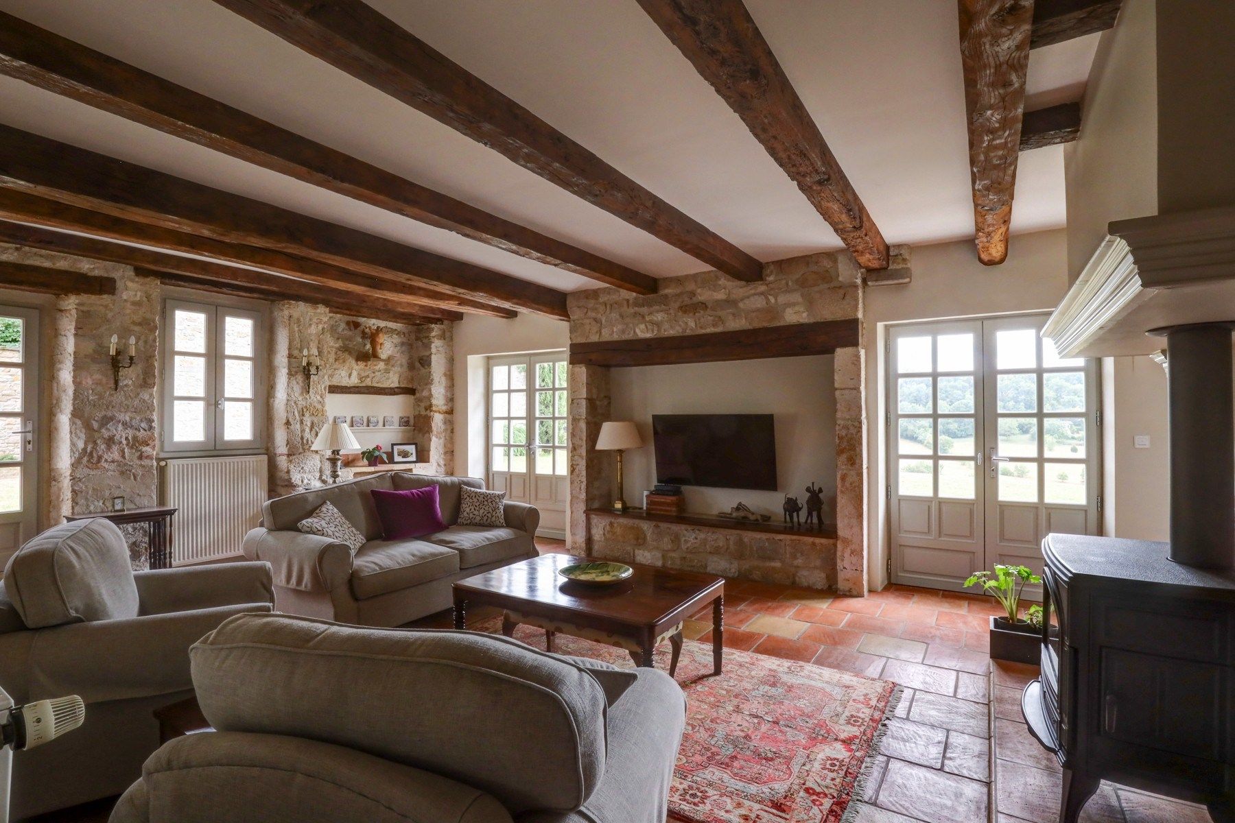 house 10 Rooms for sale on CASTELNAU DE MONTMIRAL (81140)