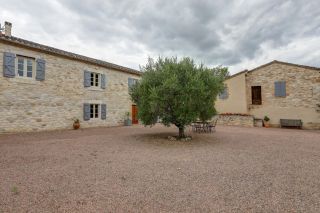 house 10 Rooms for sale on CASTELNAU DE MONTMIRAL (81140)