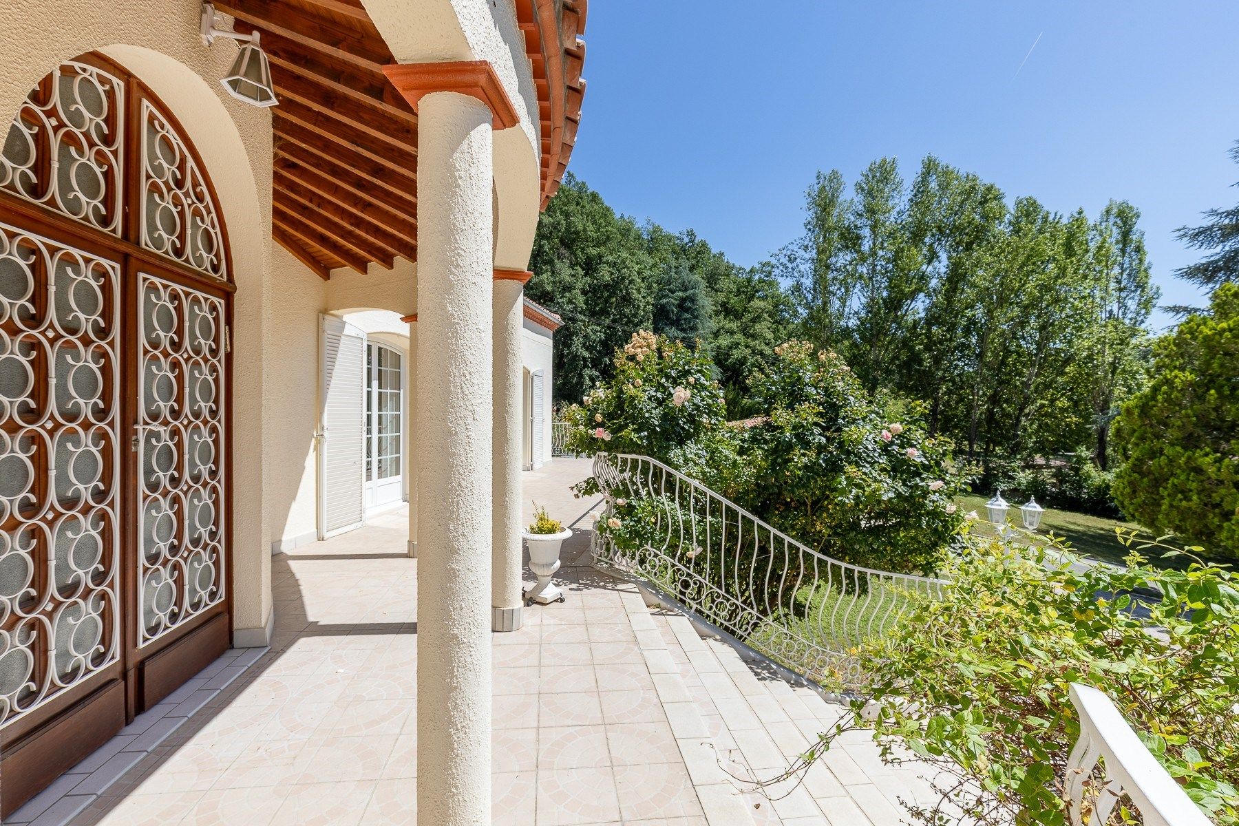 house 13 Rooms for sale on VIEILLE TOULOUSE (31320)