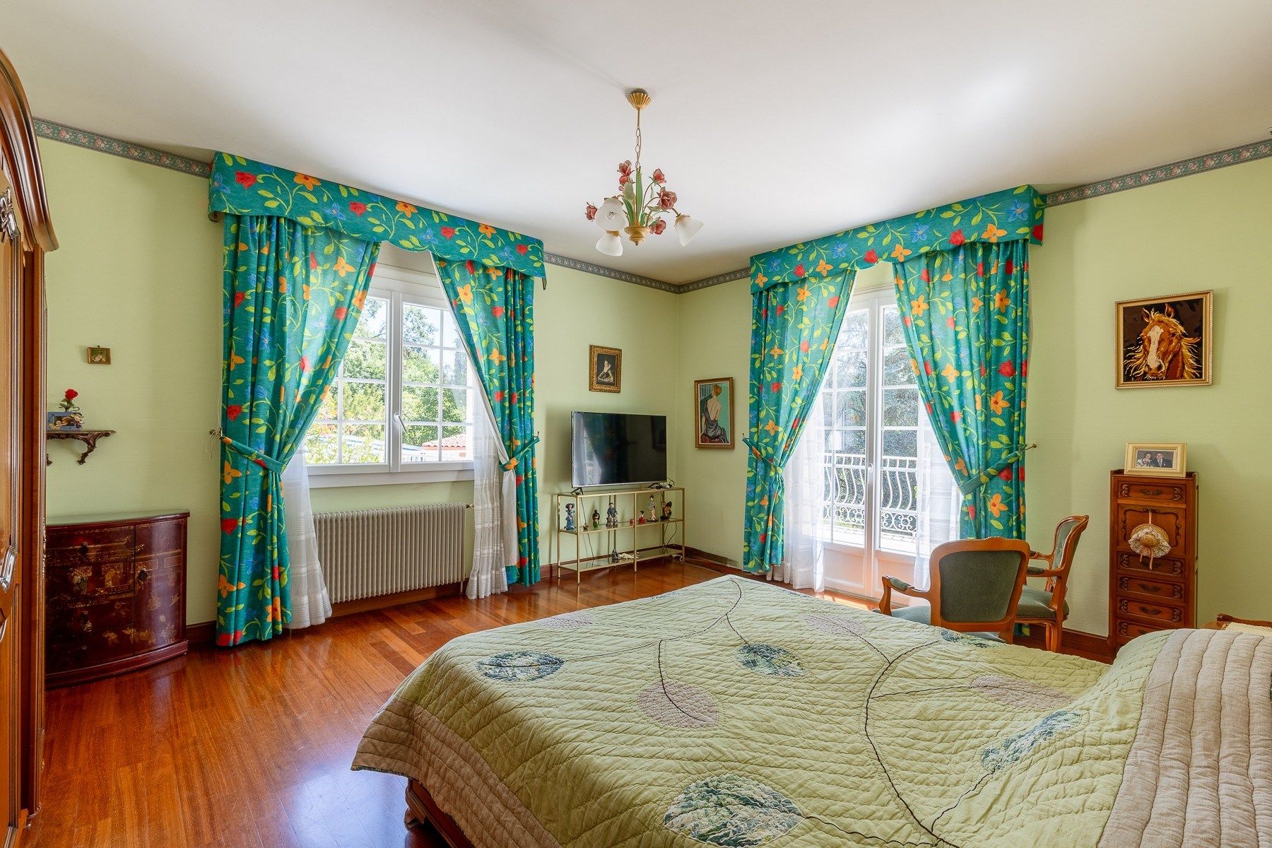 house 13 Rooms for sale on VIEILLE TOULOUSE (31320)