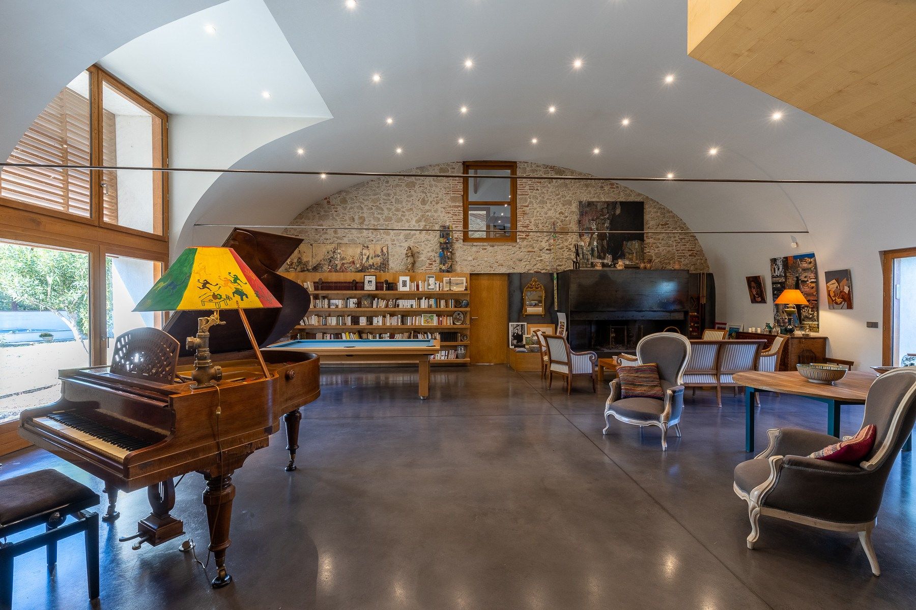 house 12 Rooms for sale on LAVAUR (81500)
