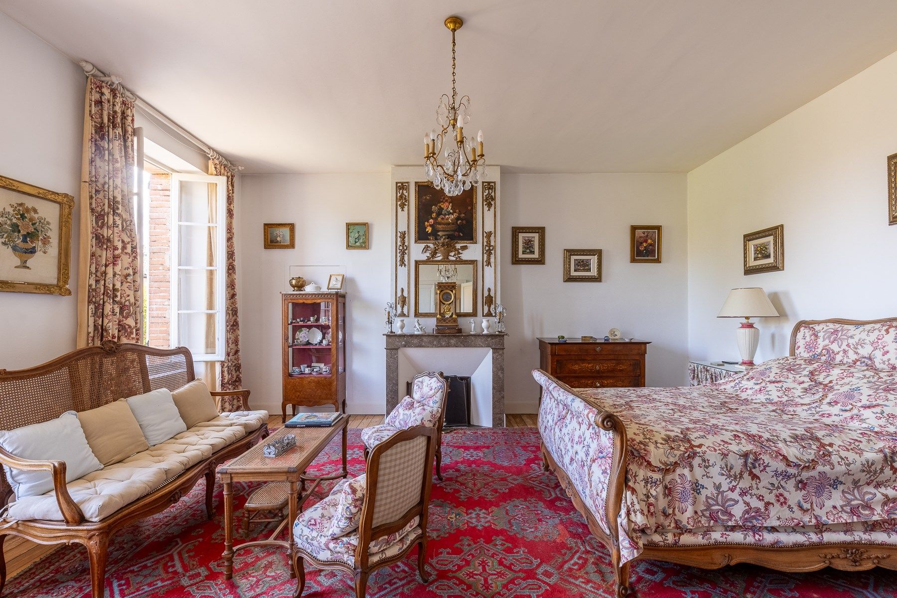 house 18 Rooms for sale on RABASTENS (81800)