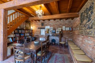 house 18 Rooms for sale on RABASTENS (81800)