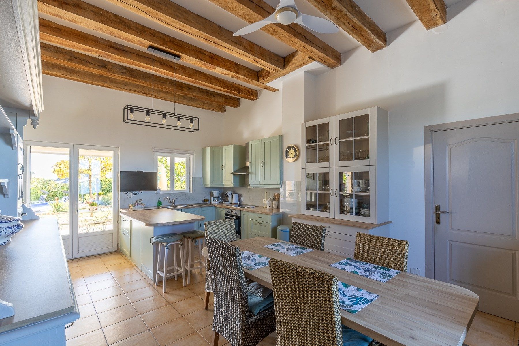 house 8 Rooms for sale on ALOS (81140)