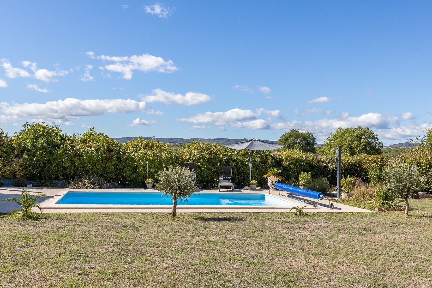 house 8 Rooms for sale on ALOS (81140)