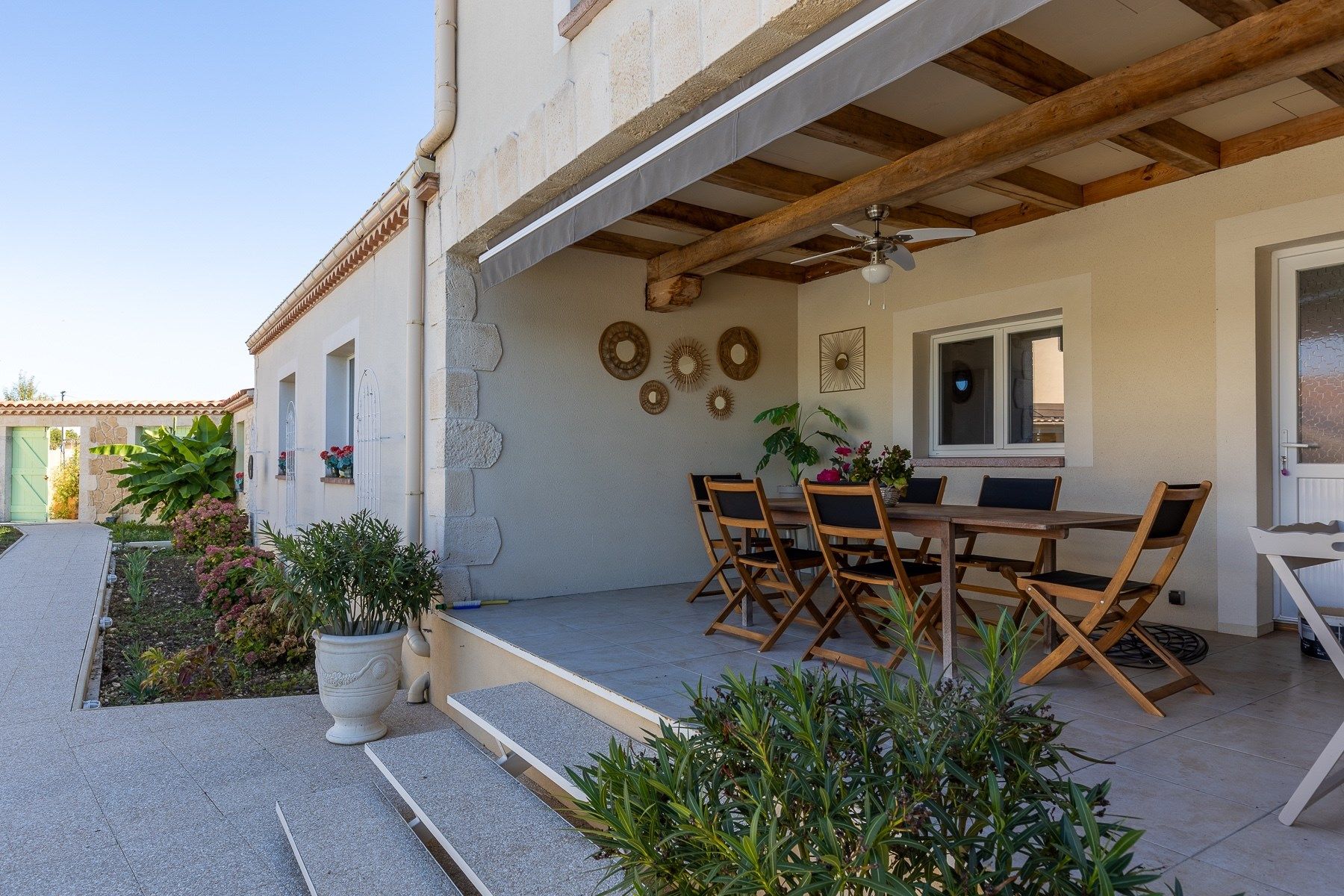 house 8 Rooms for sale on ALOS (81140)