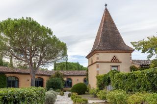 castle 25 Rooms for sale on LAGRAVE (81150)