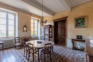 mansion 15 Rooms for sale on LAVAUR (81500)